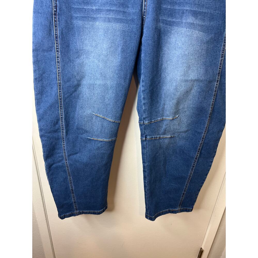 Classic Blue Women's Cropped Denim High Waisted Stretch Barrel Jeans ~ Size XL - Picture 3 of 9